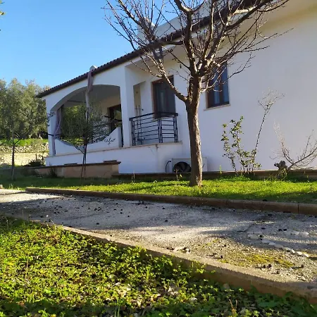 Casa Vacanze Rinaldi Mattinata Exterior foto